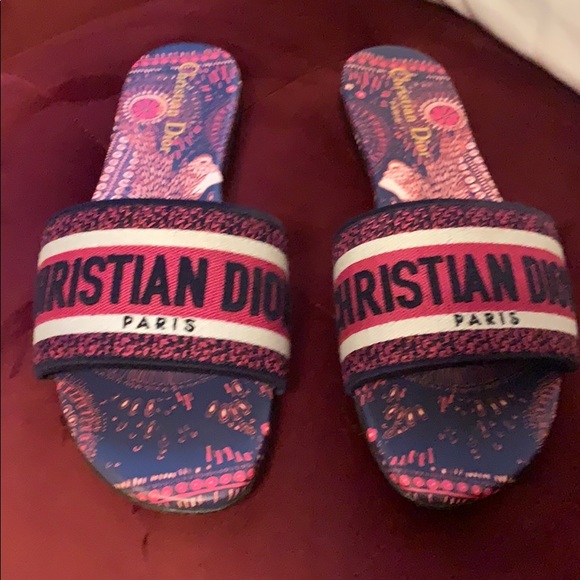 Christian Dior Embroidered sandals - Picture 4 of 5